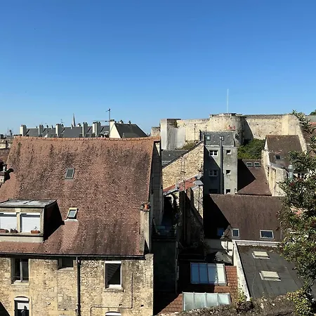De Charme Face Au Chateau De شقة كان